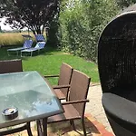 Traumhaft Grosses, Sonniges Haus In Wien Naehe Holiday home