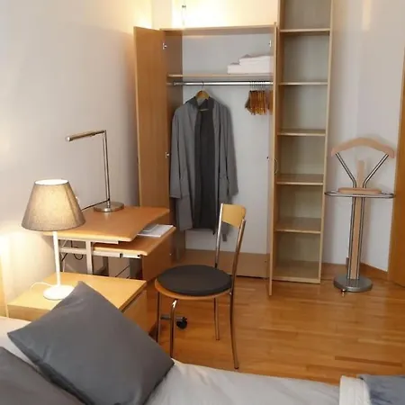 Holiday home Traumhaft Grosses, Sonniges Haus In Wien Naehe