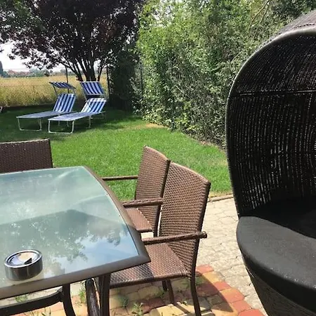 Traumhaft Grosses, Sonniges Haus In Wien Naehe Vakantiehuis