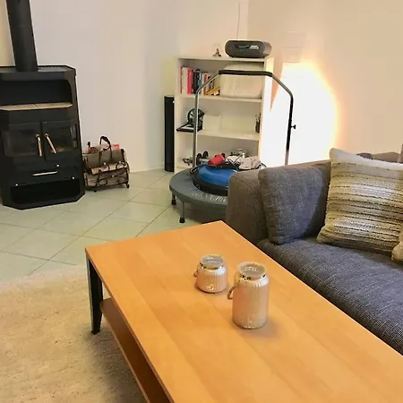 Vakantiehuis Traumhaft Grosses, Sonniges Haus In Wien Naehe *