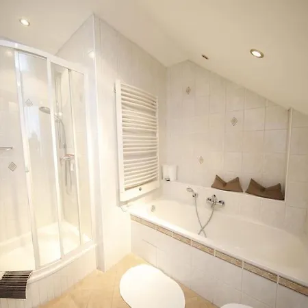 Holiday home Traumhaft Grosses, Sonniges Haus In Wien Naehe