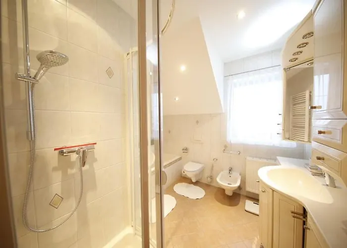 Traumhaft Grosses, Sonniges Haus In Wien Naehe Holiday home Traiskirchen