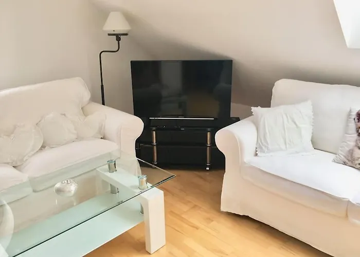 Traumhaft Grosses, Sonniges Haus In Wien Naehe Holiday home Traiskirchen