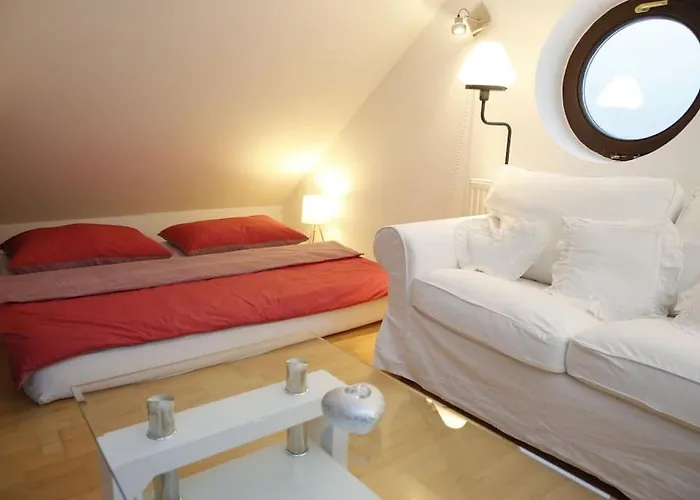 Traumhaft Grosses, Sonniges Haus In Wien Naehe Traiskirchen